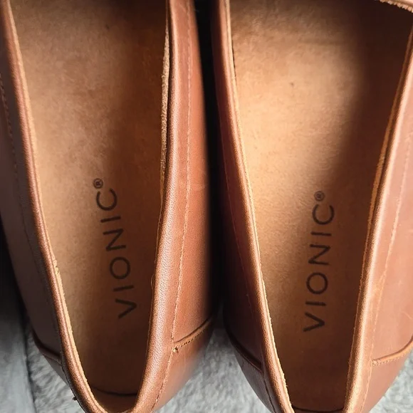 Vionic Mizelle Leather Gold Chain Loafer Shoes Brown Size 8.5 - Picture 7 of 8